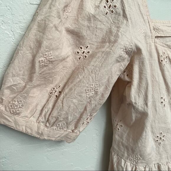 BP Eyelet Blush Peplum Blouse - Picture 3 of 6